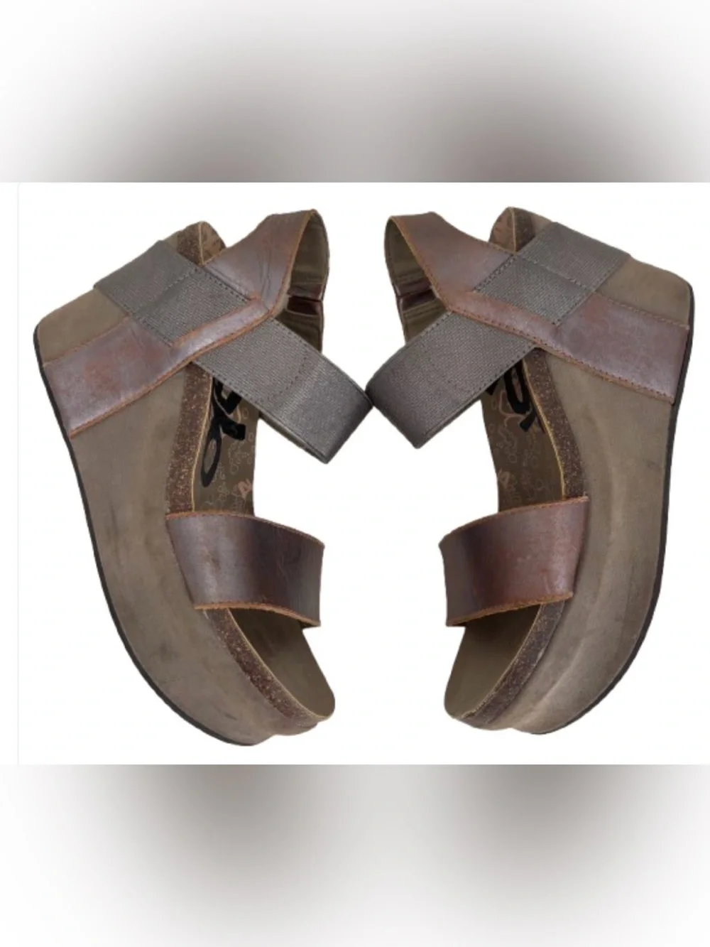 Size 7 OTBT Heels